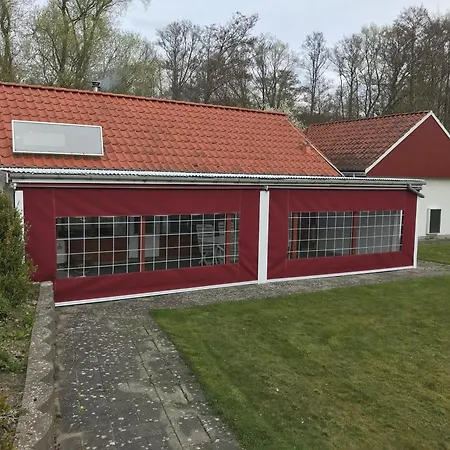 Amazing In Knebel With 3 Bedrooms And Wifi * Skodshoved Strand